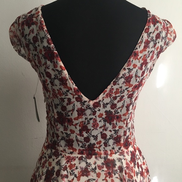 SOLD ✔️ NWT Poplin Collar Floral Dress from ZARA - Picture 7 of 8